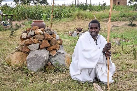 Bizzare cults emerge in byo