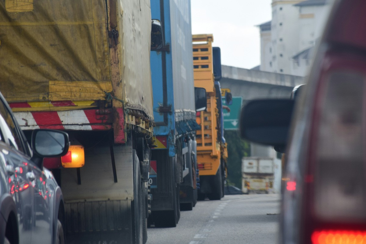 Mozambique's Unrest: BMA Imposes Restrictions on Truck Deliveries