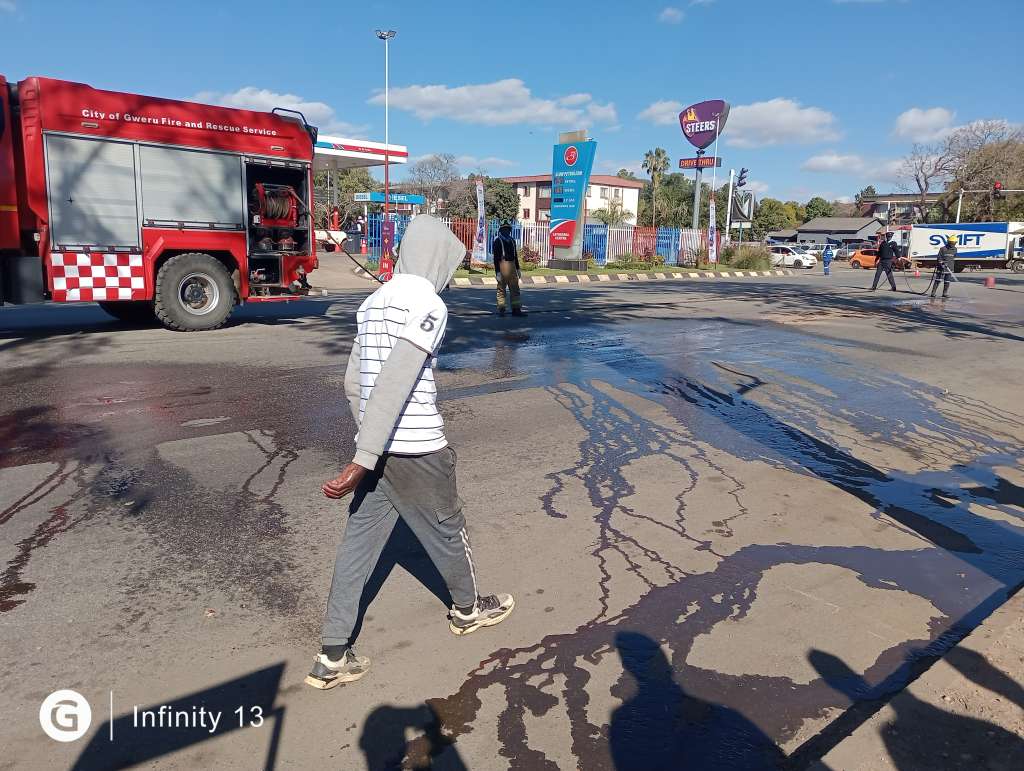 Woman commit sucide in Gweru CBD over alleged leaked sex tape.